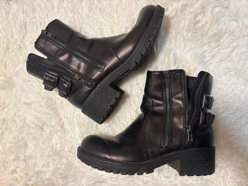 b.o.c. Born Concept Black Leather Ankle Boots Womens Size 8.5 M Z50309